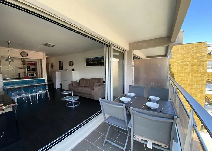 Joigny - T2 Avec Vue Laterale Sur La Mae-9811 *